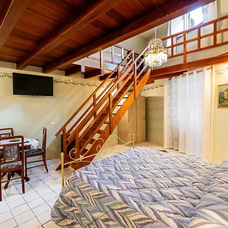 Francy House Guest house