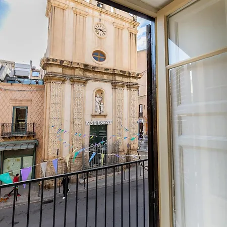 Francy House Guest house Termini Imerese