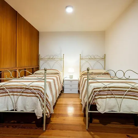 Francy House *