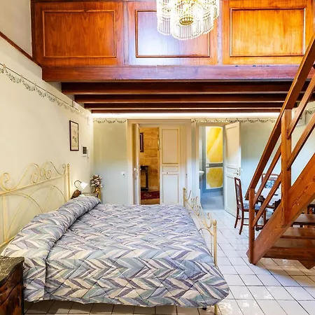 Francy House