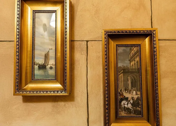 Francy House Affittacamere 3*