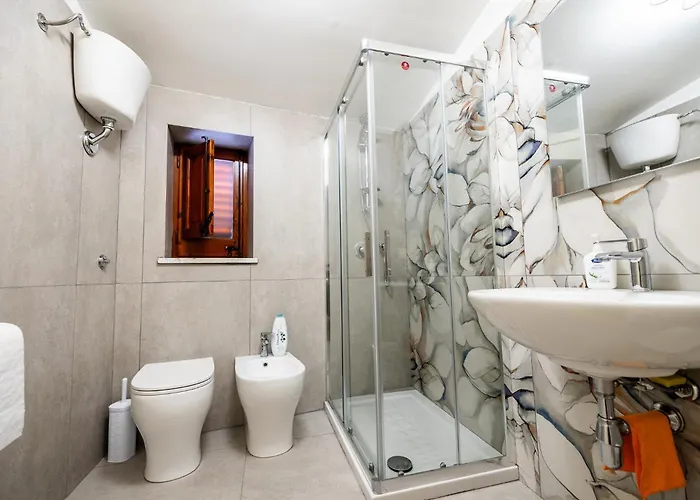 Francy House Affittacamere 3*